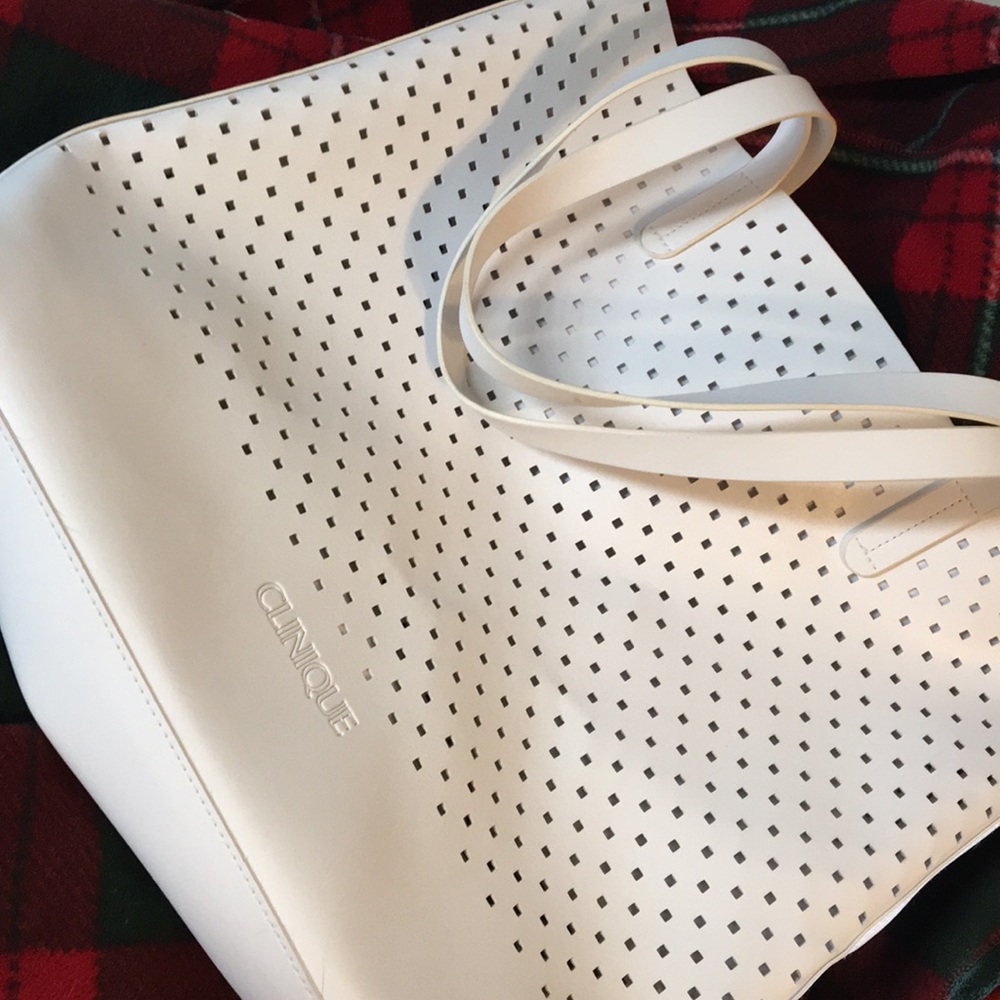 Extra large Clinique bag